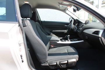 Fahrzeugabbildung BMW 218 i Coupe Advantage