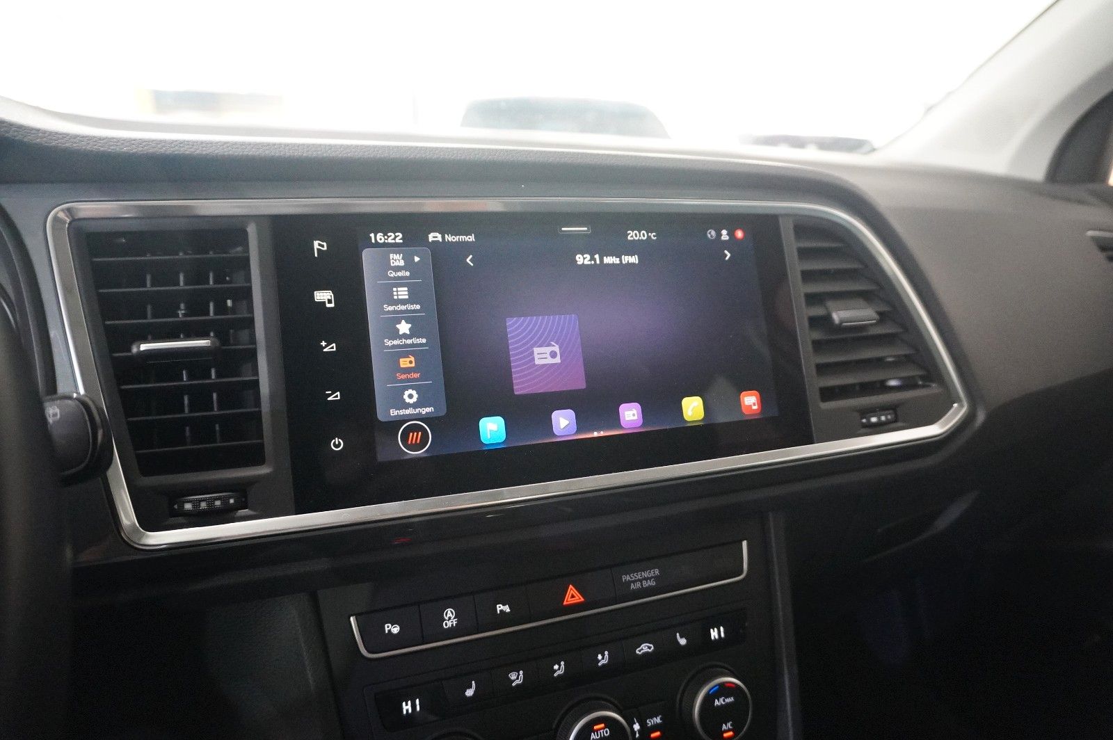 Fahrzeugabbildung SEAT Ateca 2.0 TDI 4DRIVE STYLE NAVI/LED/SH/SPORT/AHK