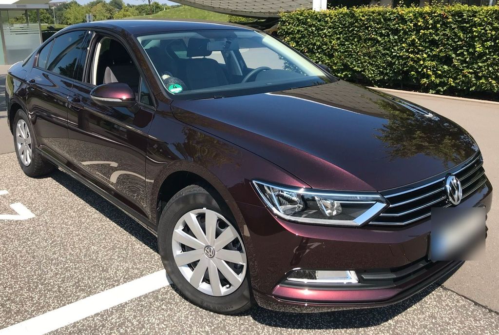 Image of Volkswagen Passat