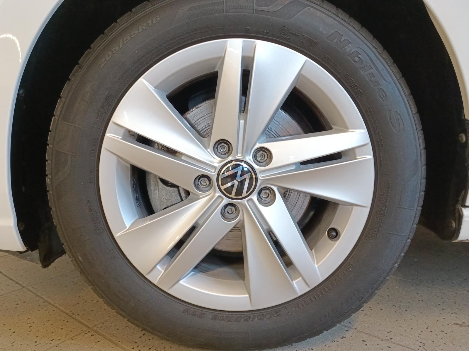Volkswagen Golf VIII Var. 1.5 eTSI LIFE DSG RFK*Navi*SHZ*LE, миниатюра 8