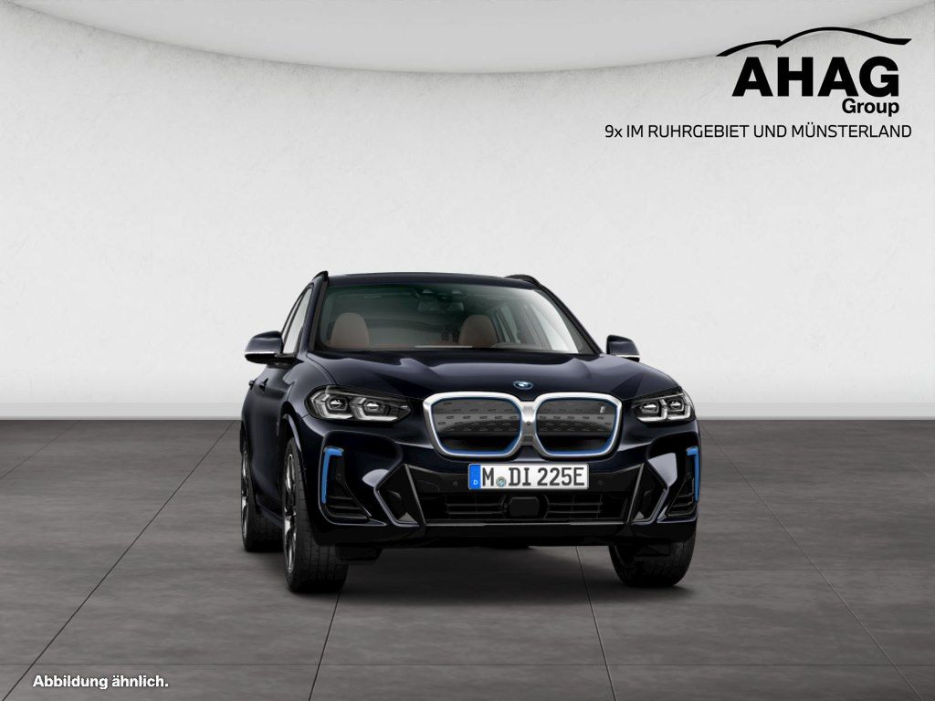 BMW iX3 - Bild 10