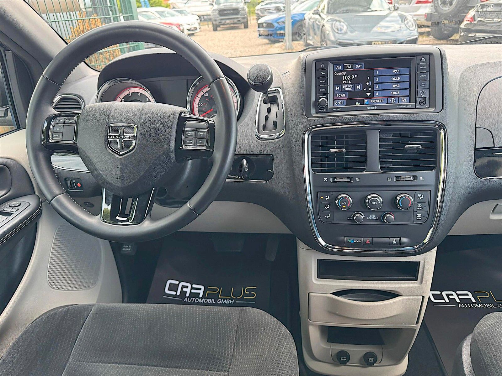 Fahrzeugabbildung Dodge Grand Caravan 3.6 V6 LPG *7 Sitze*Kamera*TÜV NEU