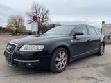 Audi A6 Avant 2.7 TDI - Audi A6 aus 2006 mit Diesel-Antrieb: Kombi, 2.7