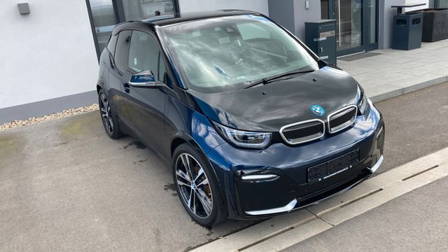 BMW i3s (großer Akku), 185 PS/ AHK/ viel Ausstattung