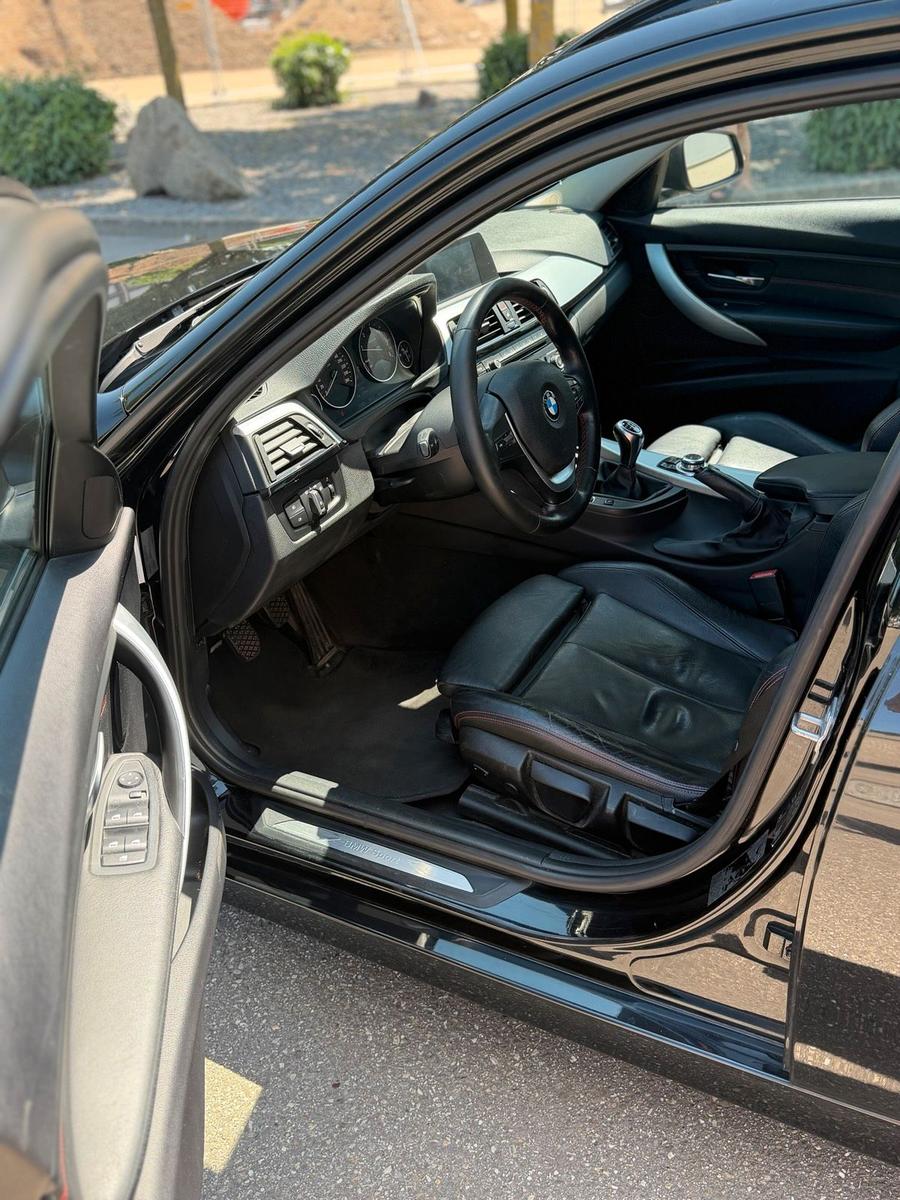BMW 320 2012 — photo 5