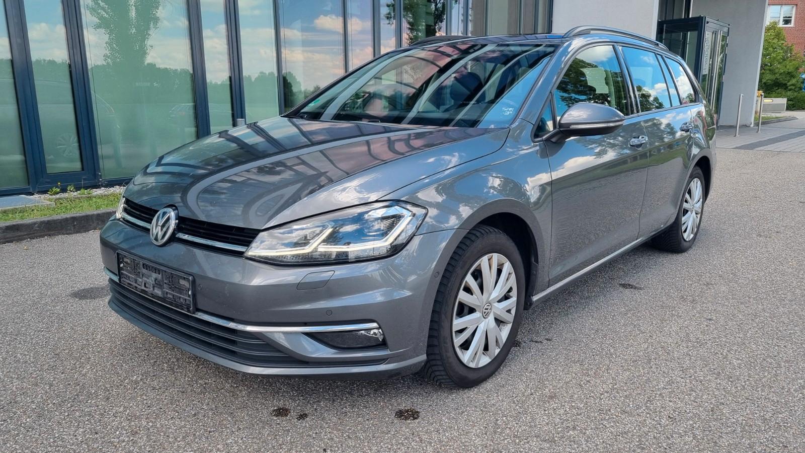 Volkswagen Golf Var 1.6TDI DSG KEY+ACC+DYN+PANO+STAND