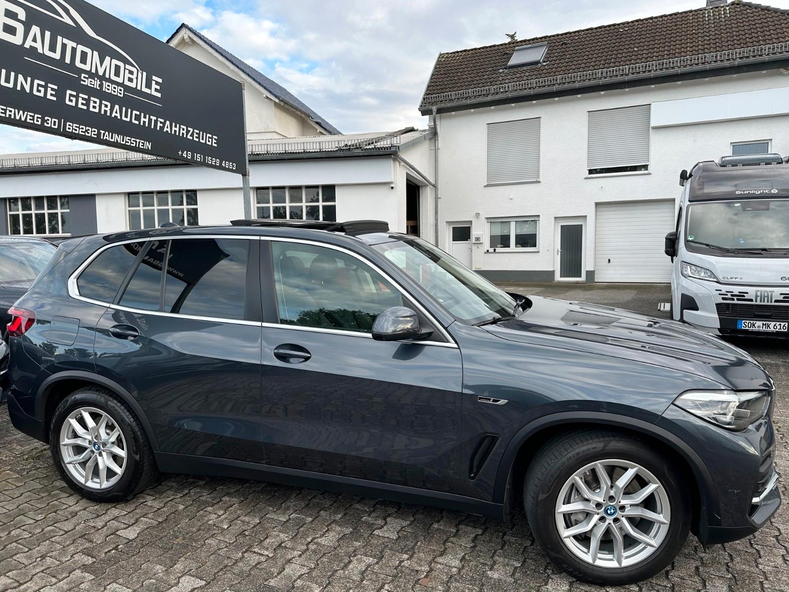 BMW X5 xDr45e xLine PANO*ACC*360°*AHK*2-Achs*HK*Keyl