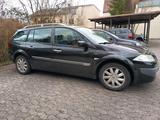 Renault Mégane Grandtour - Renault Megane aus 2006 mit Diesel-Antrieb