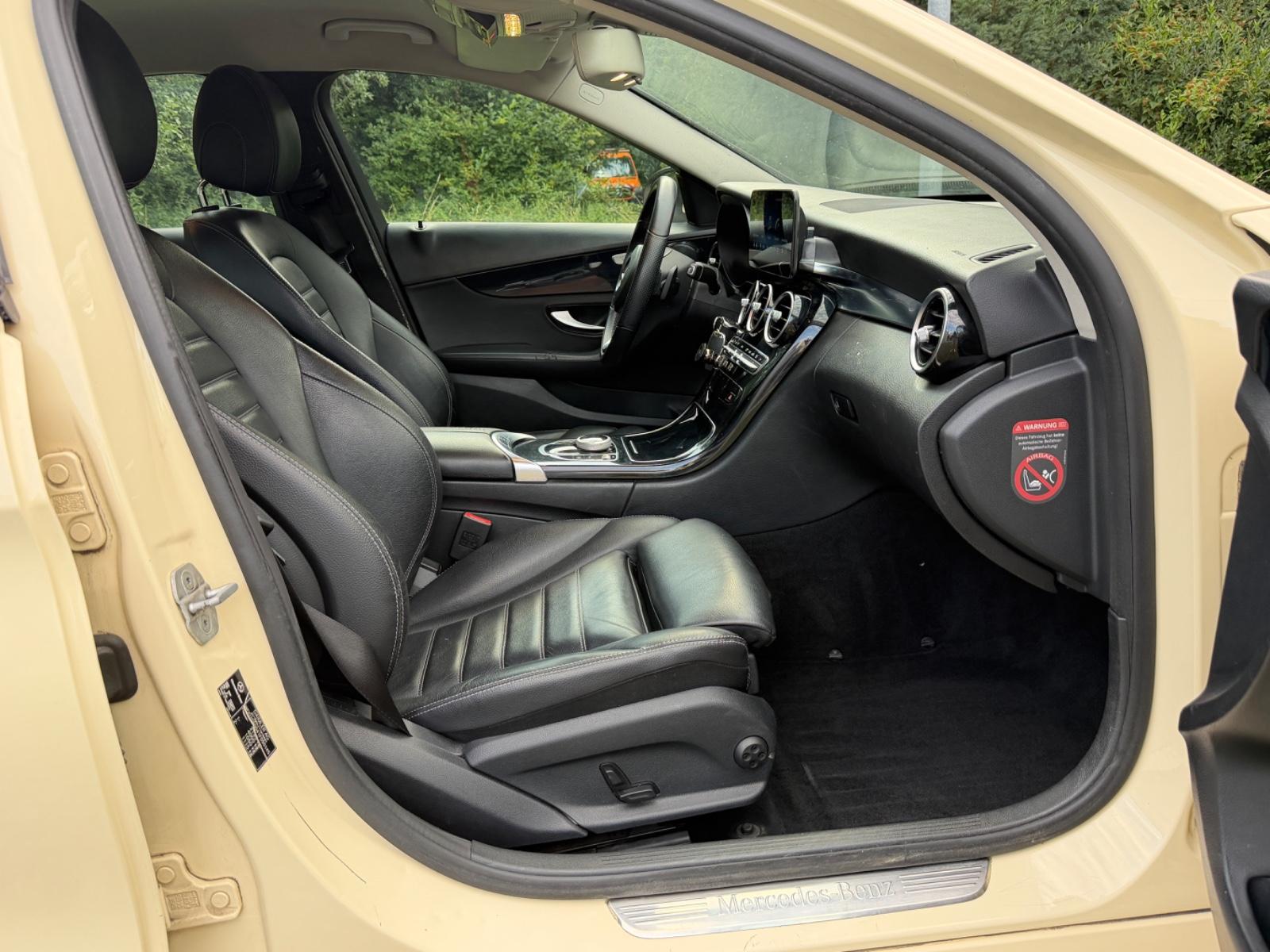 Mercedes-Benz C220d Lim. *Avantgarde *Leder *Navi *Kamera *SHZ