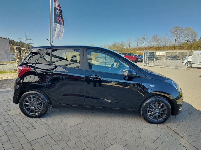 Hyundai i10 Klima Sitzheizung Lenkradheizung