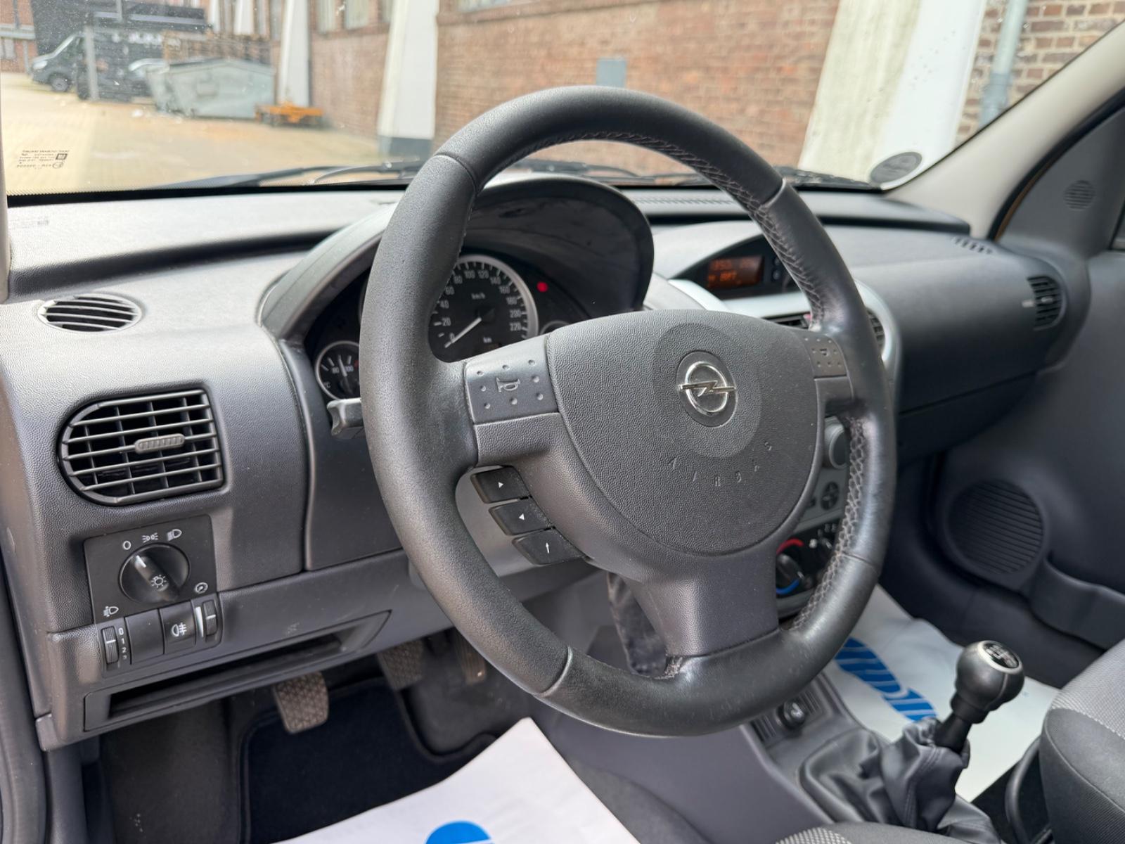 Opel Combo 2007 — photo 9