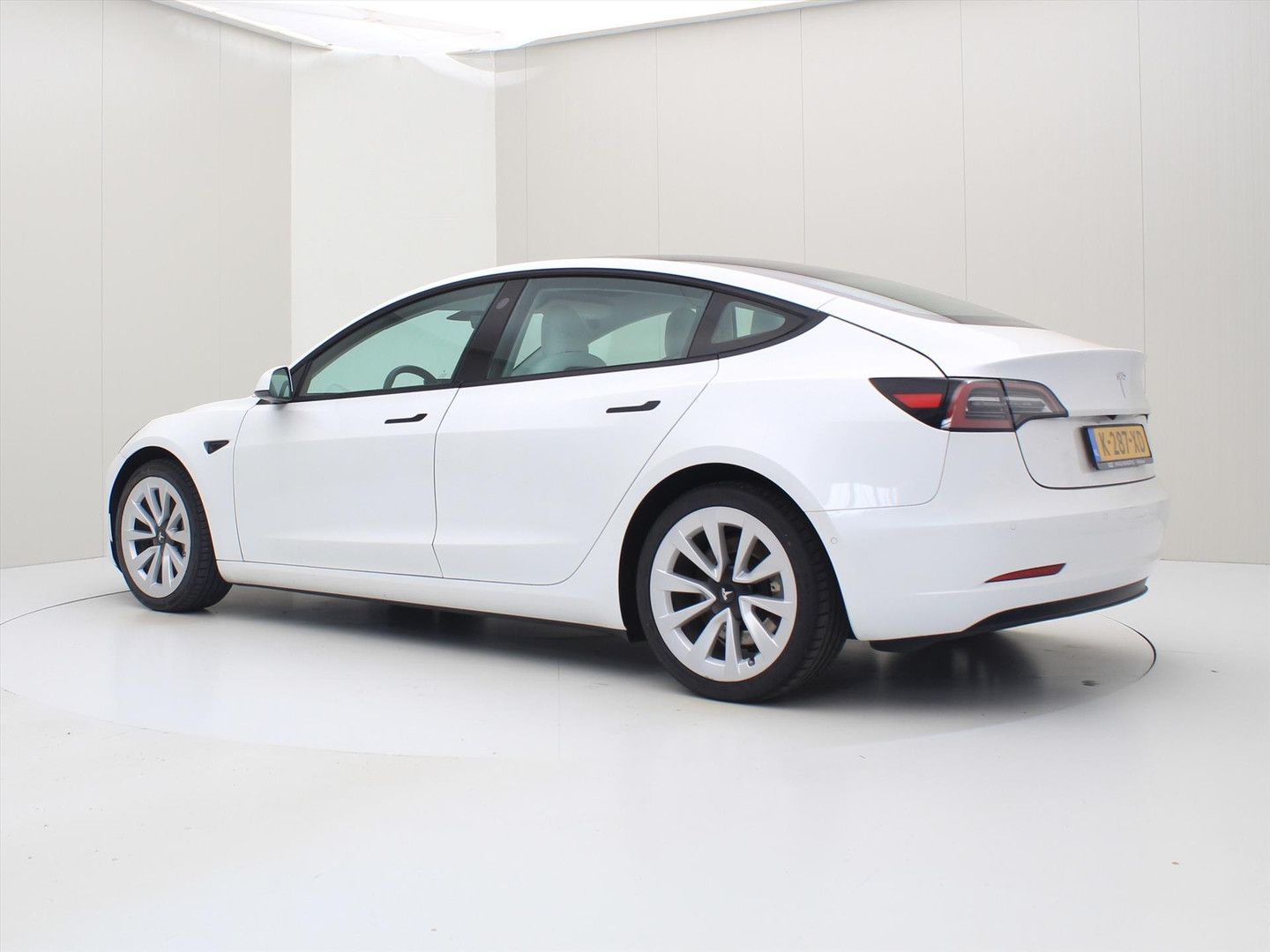Tesla Model 3 Long-Range AWD 351pk 75 kWh FACELIFT 88, imagem 3