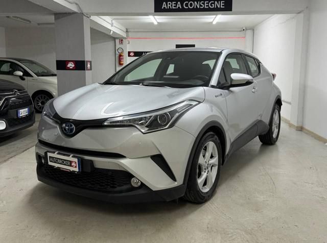 Toyota TOYOTA C-HR 1.8 Hybrid E-CVT Business