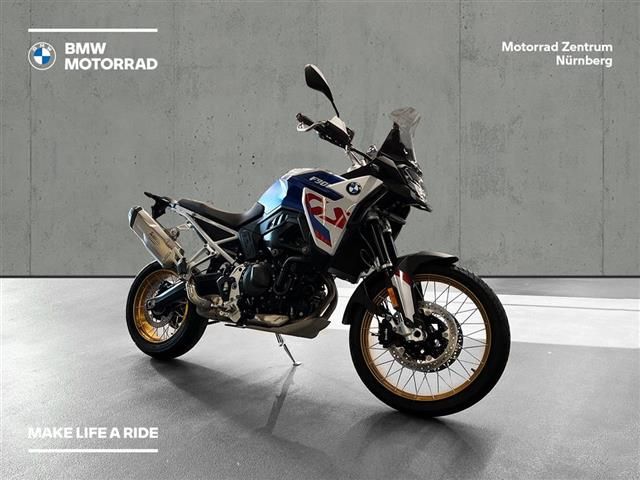 BMW F 900 GS