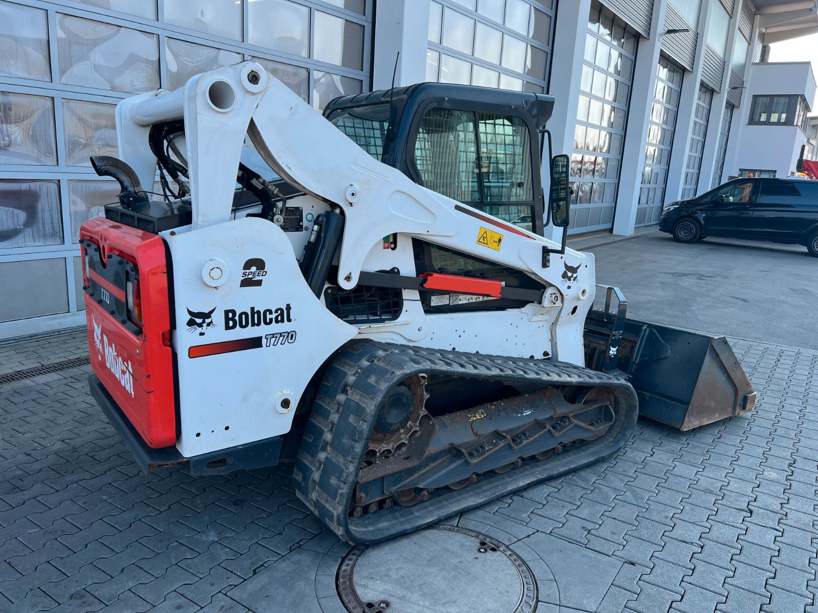 Fahrzeugabbildung Bobcat T770 / 1.793h / Klima / Gabel / Schaufel