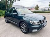 Volkswagen Tiguan 1.4 TSI 4MOTION Comfortline AHK  - : Grün, Sitzheizung