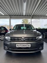 Volkswagen Tiguan Highline 2.0 4Motion *DSG*360°*LED*AHK* - Volkswagen Tiguan: Automatik