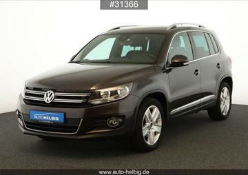 Volkswagen Tiguan - 1