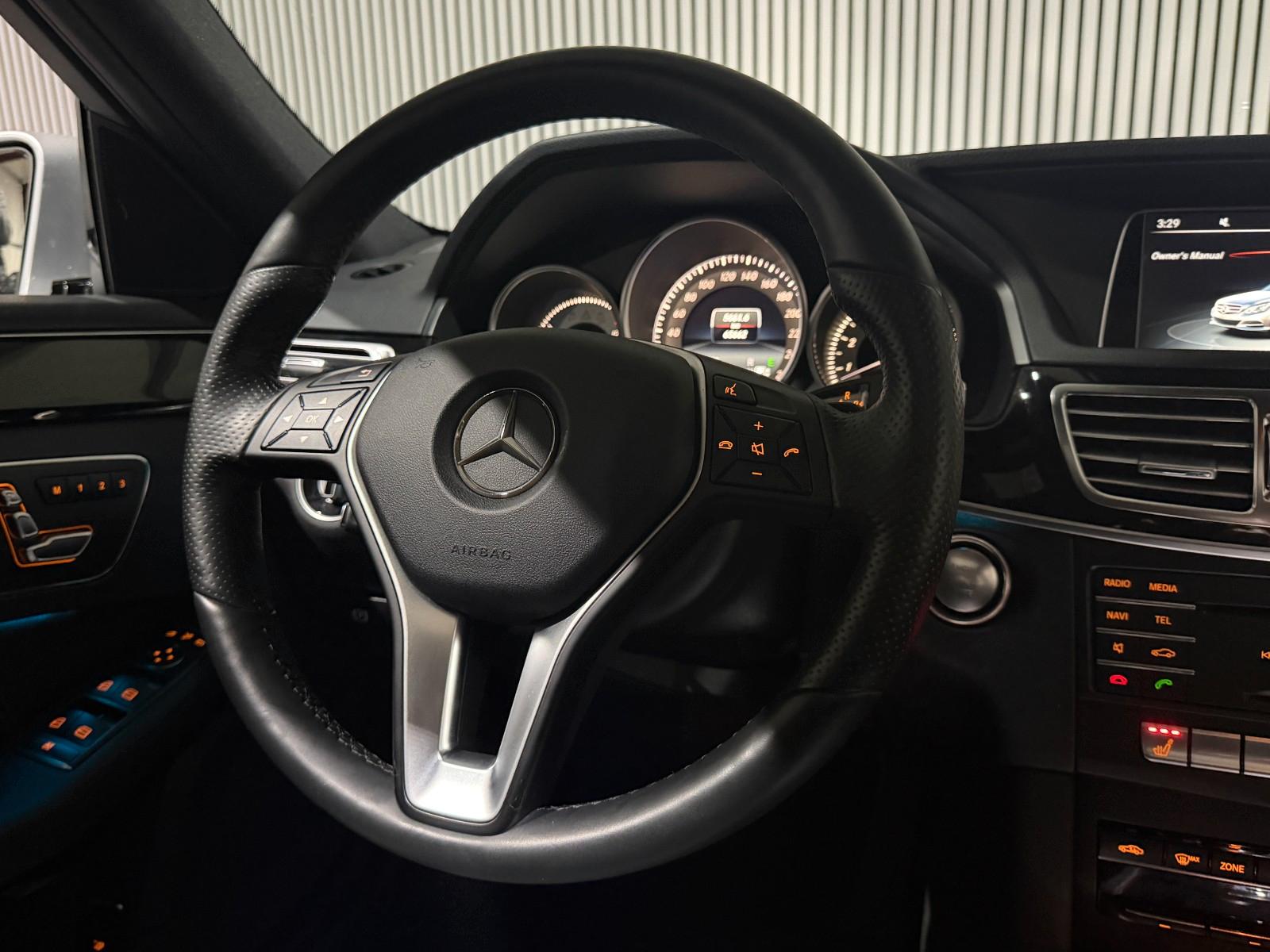 Mercedes-Benz E 300 Limousine E 300 CGI BlueEfficiency 4Matic