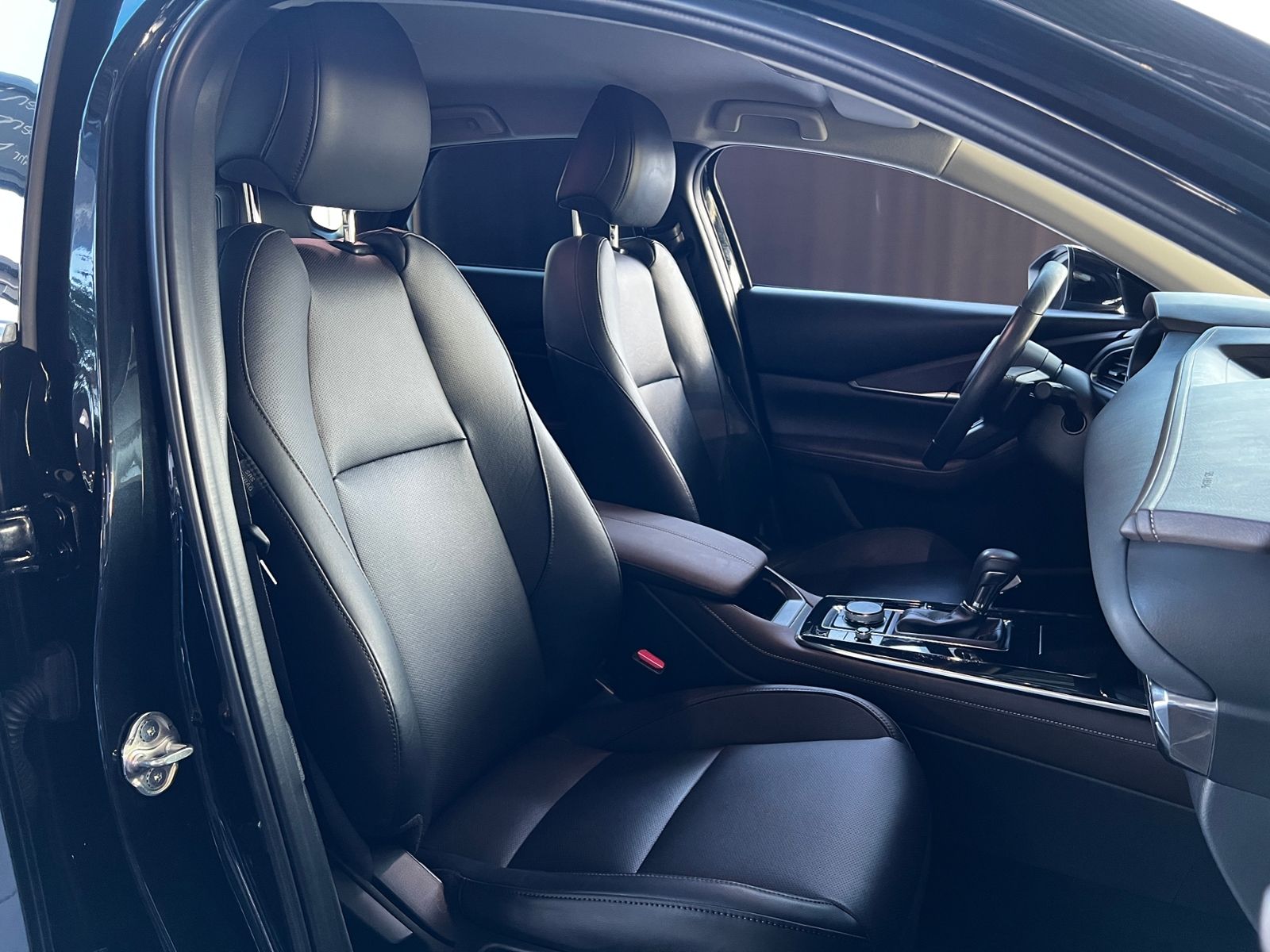 Fahrzeugabbildung Mazda CX-30 Selection AWD 360° BOSE LED NAVI