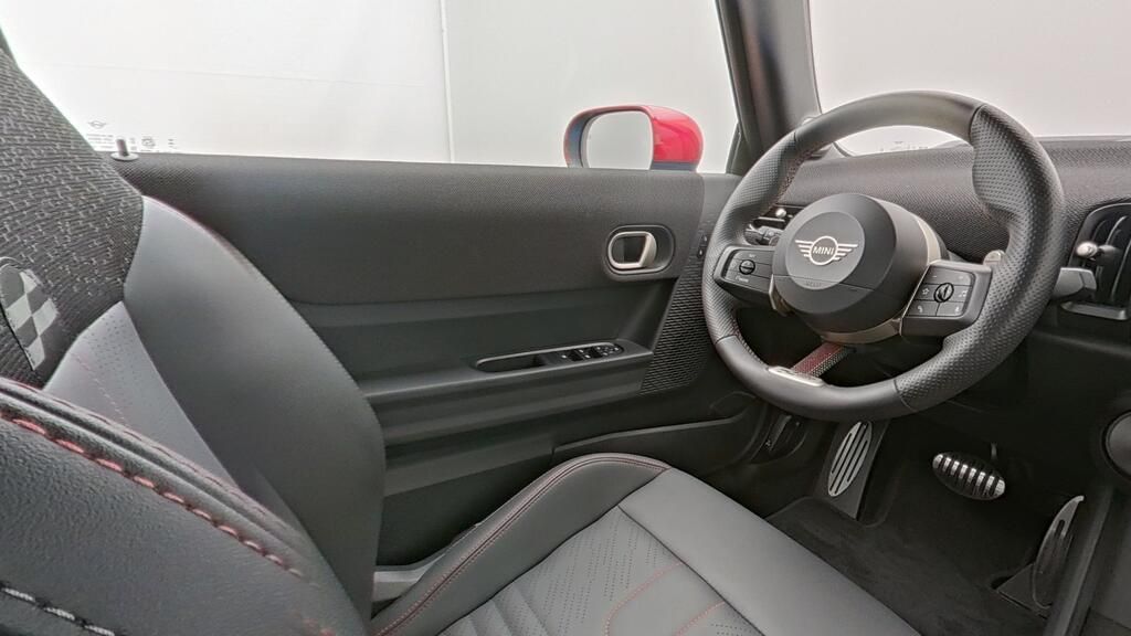 MINI John Cooper Works Cabrio - Bild 10