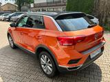 Volkswagen T-Roc Style - : Allradantrieb, Geländewagen