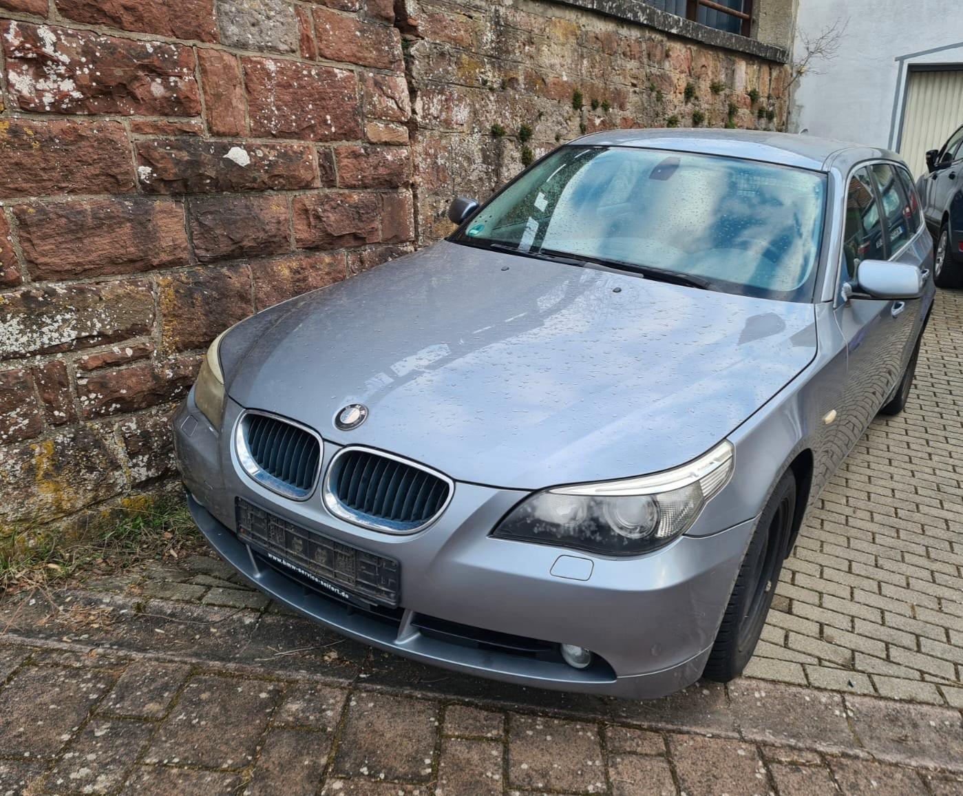 BMW 525