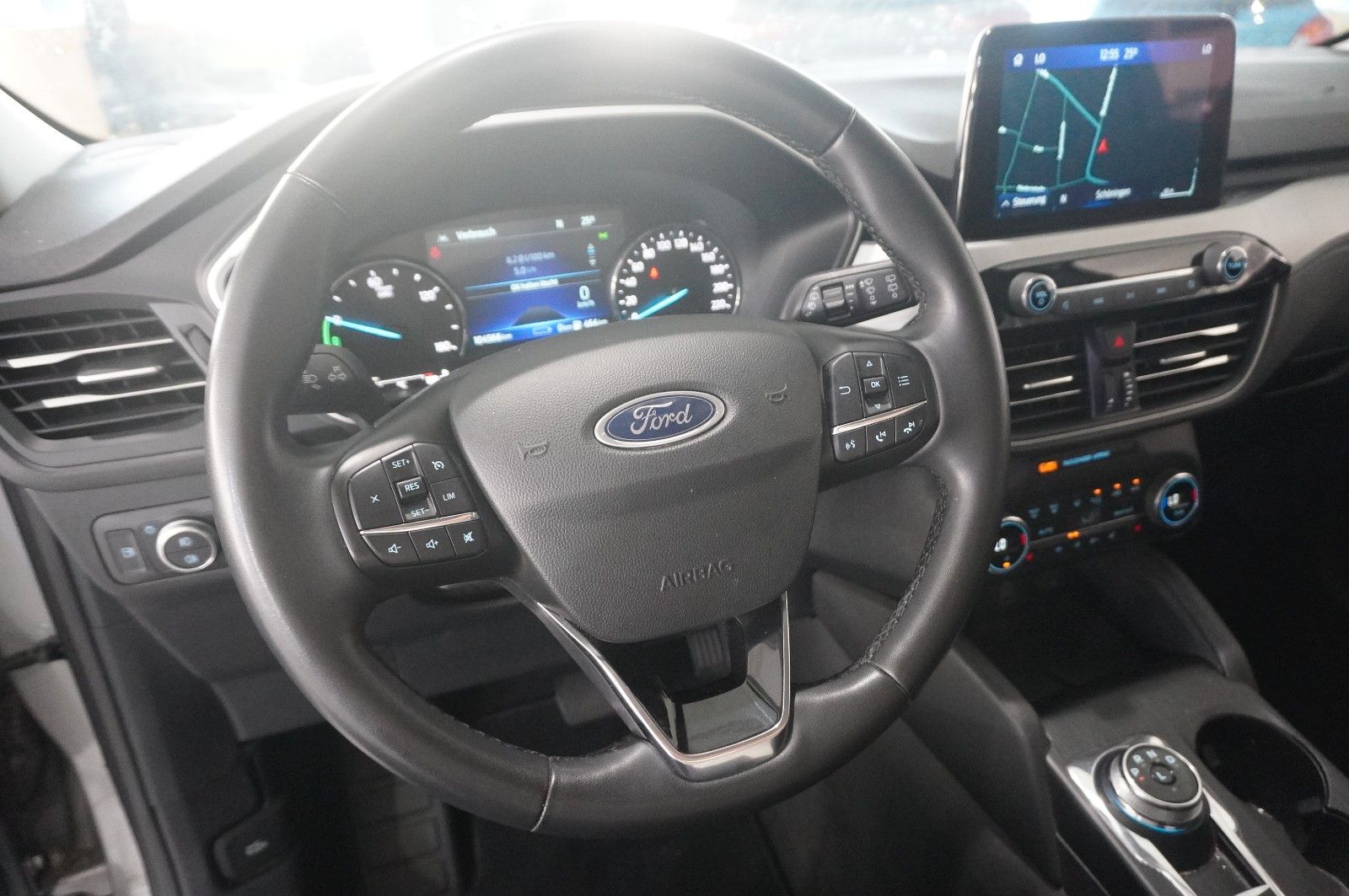 Fahrzeugabbildung Ford Kuga 2.5 HYBRID COOL & CON. NAVI/LED/SPORT/DAB+