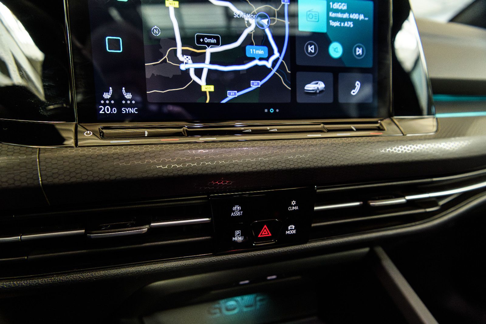 Fahrzeugabbildung Volkswagen Golf VIII GTI +Matrix +Panorama +LED +ACC