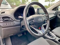 Fahrzeugabbildung Hyundai i30 1.0 DCT AAC SHZ ALLWETTER ALU