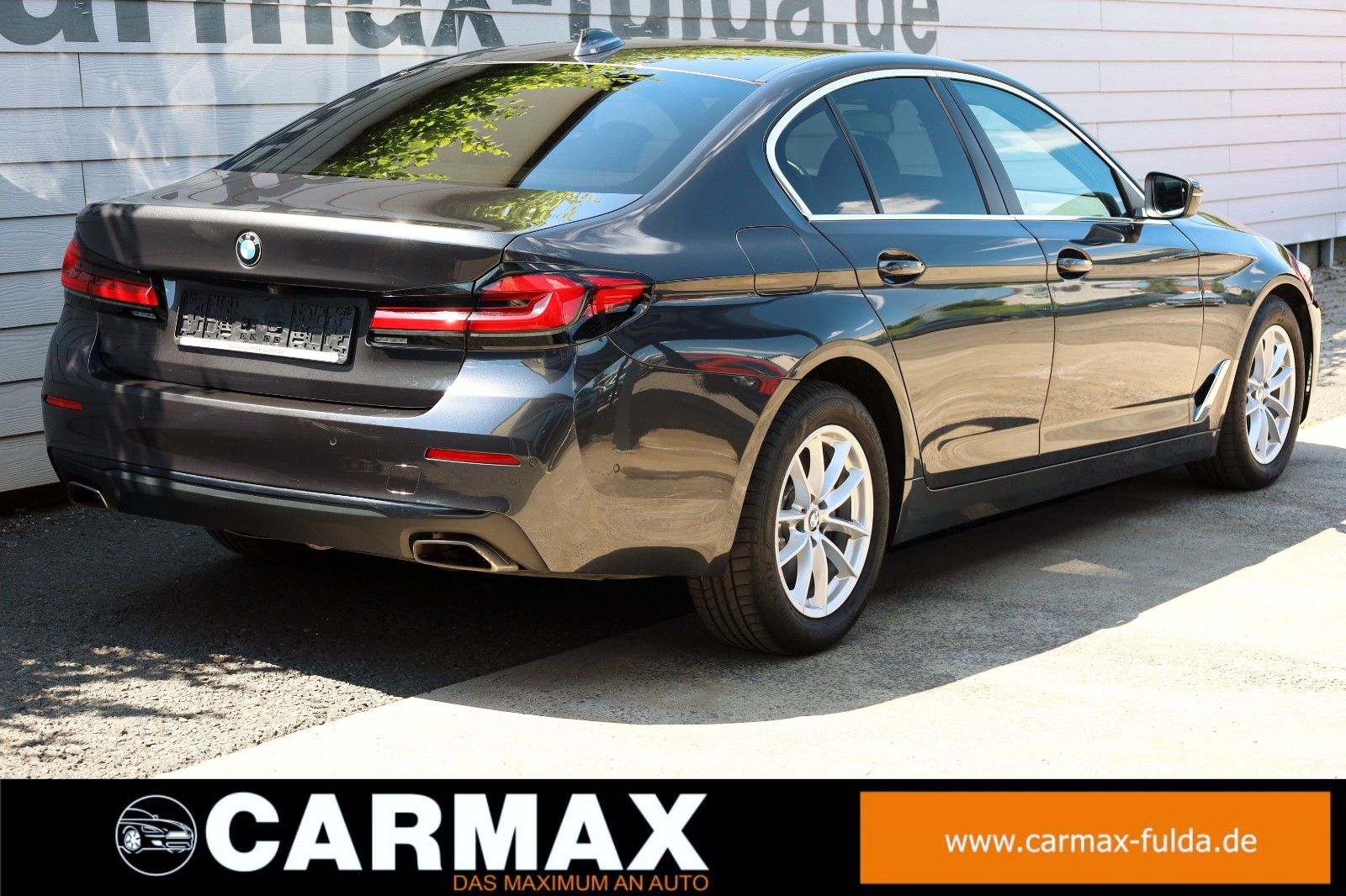 Fahrzeugabbildung BMW 530 d xDrive Lim. Leder,Navi,LED,Kamera,HUD,+WR