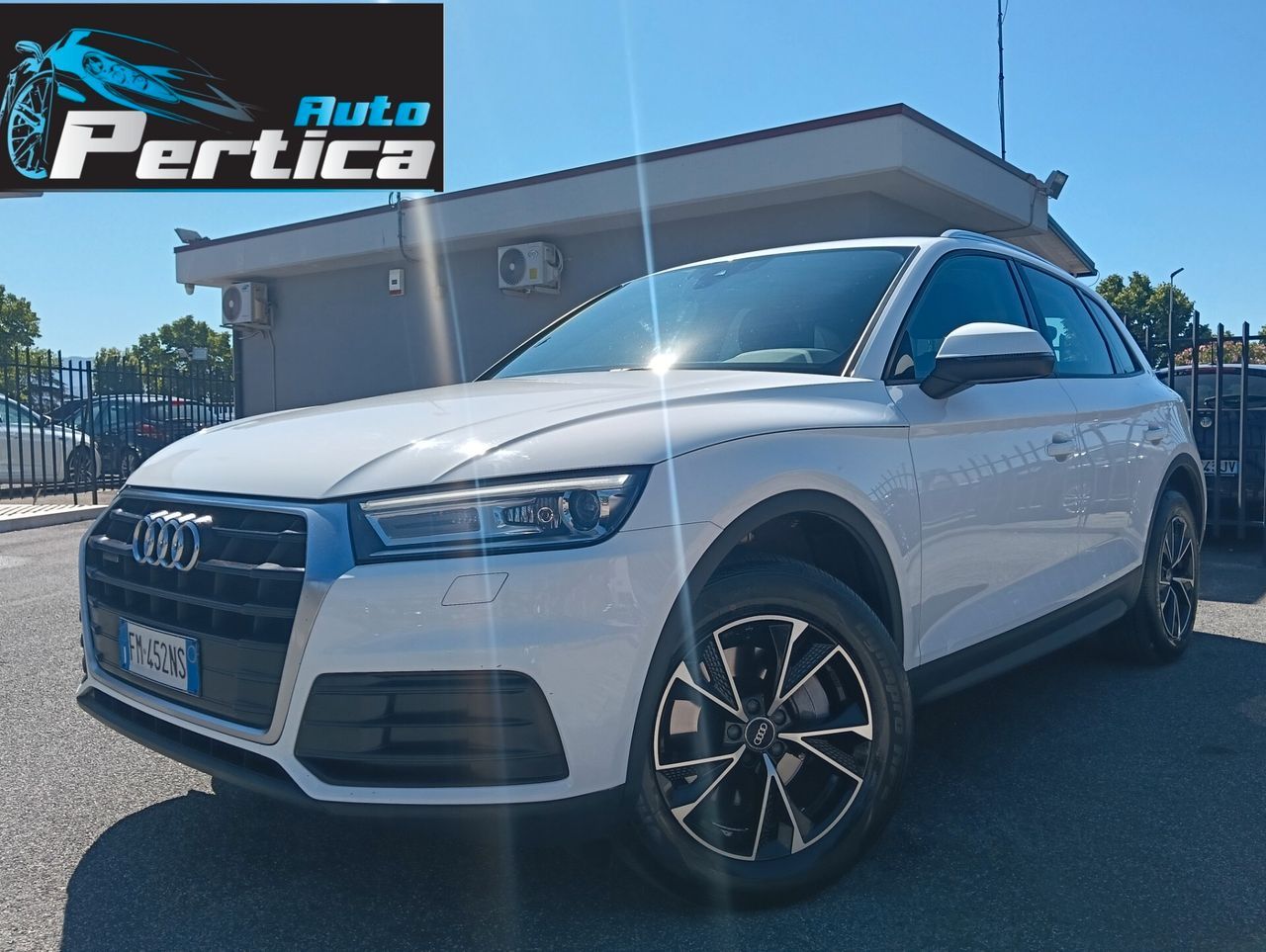 AUDI Audi Q5 2.0 TDI quattro S tronic Business Uni Pr
