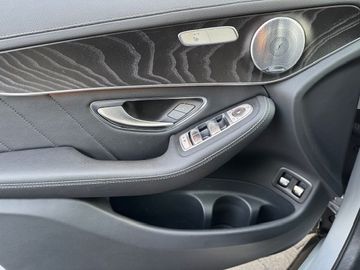 Bild 9 Mercedes-Benz GLC 250 d AMG Line 4Matic