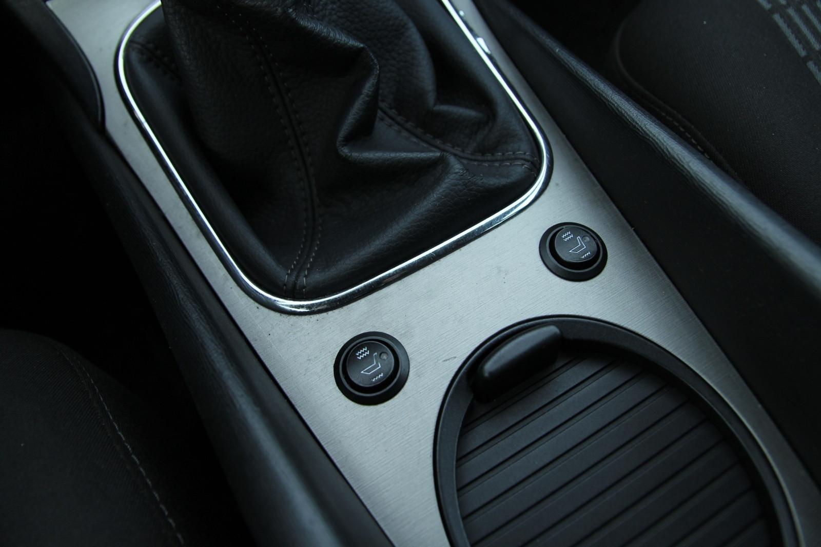 Toyota Avensis 2010 — photo 14