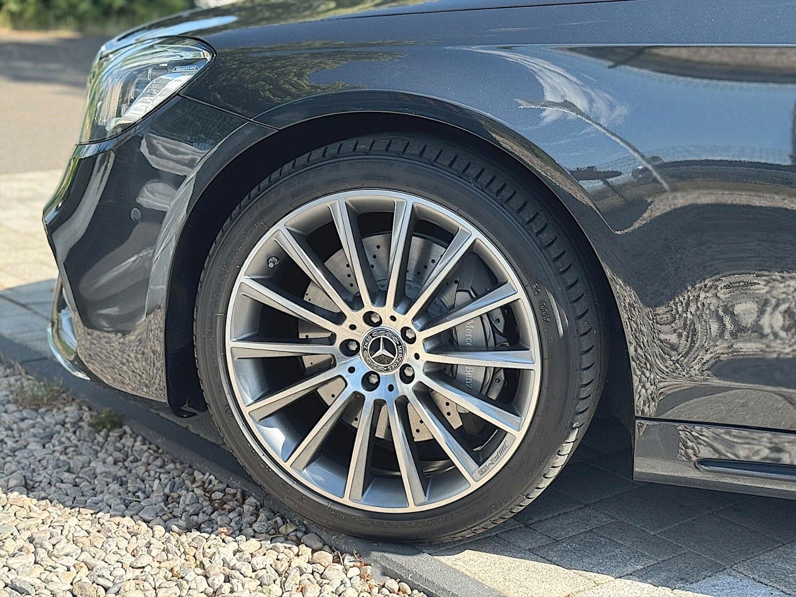 Fahrzeugabbildung Mercedes-Benz S 400d L AMG *Multibeam*Pano*ACC*DAB*Burmester*