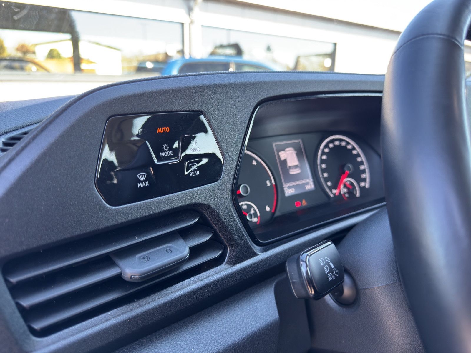 Fahrzeugabbildung Volkswagen Caddy Maxi *Apple CarPlay*Tempomat*7 Sitzer