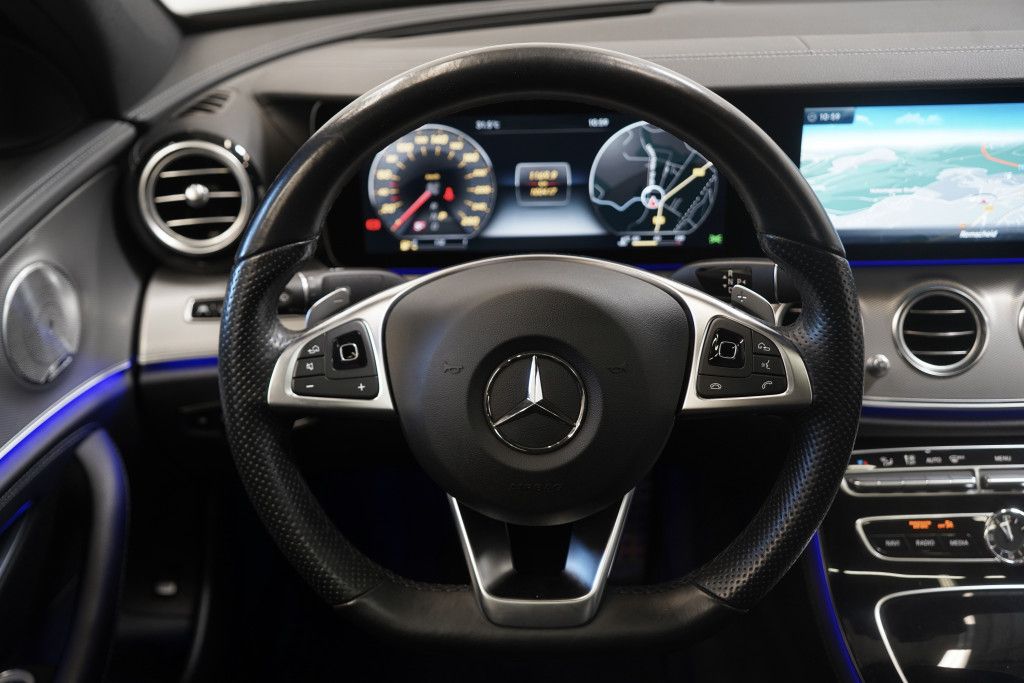 Mercedes Benz E 300