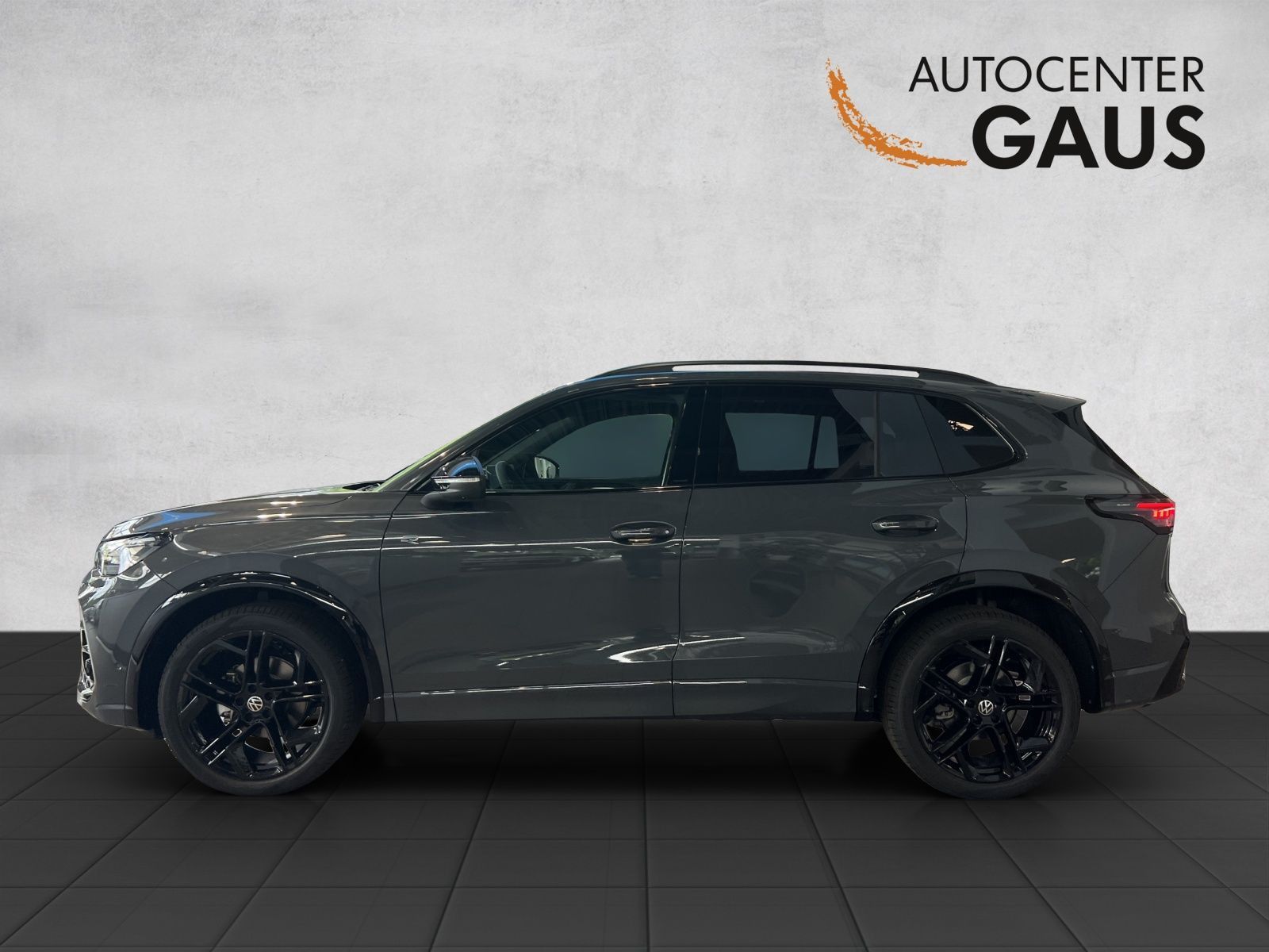 Tiguan R-Line 1.5 l eTSI DSG AHK*Pano*Black Styl