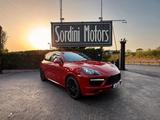 Porsche Cayenne 4.8 GTS - Porsche Cayenne mit Benzin-Antrieb: Kombi