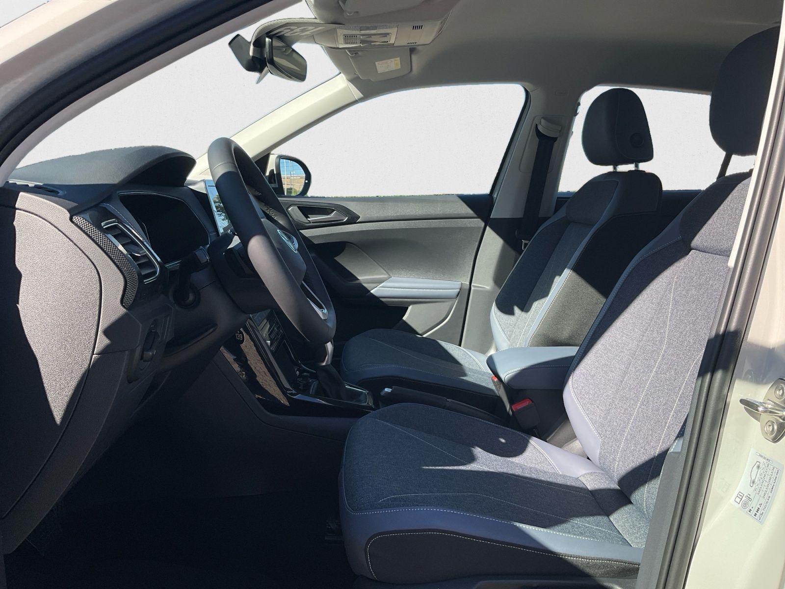 Volkswagen T-Cross - Bild 9