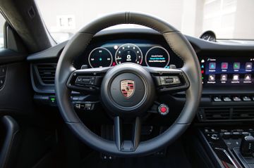 Porsche 992.2 4 GTS Coupe*14-W,ACC,BOSE,Schiebedach,360°