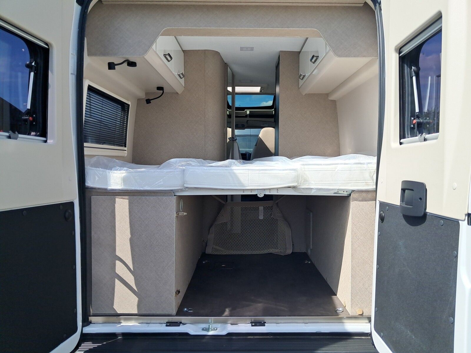 Fahrzeugabbildung Karmann Davis Lifestyle DA 590 LS Panorama + Automatik