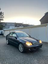 Mercedes-Benz Mercedes Benz C220 CDI - Mercedes-Benz C 220 aus 2007: Cdi