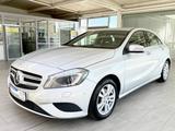 Mercedes-Benz A 200 Urban Autom. SHZ/PDC/Xenon/Teilleder/EU6 - Mercedes-Benz A 200: Kleinwagen