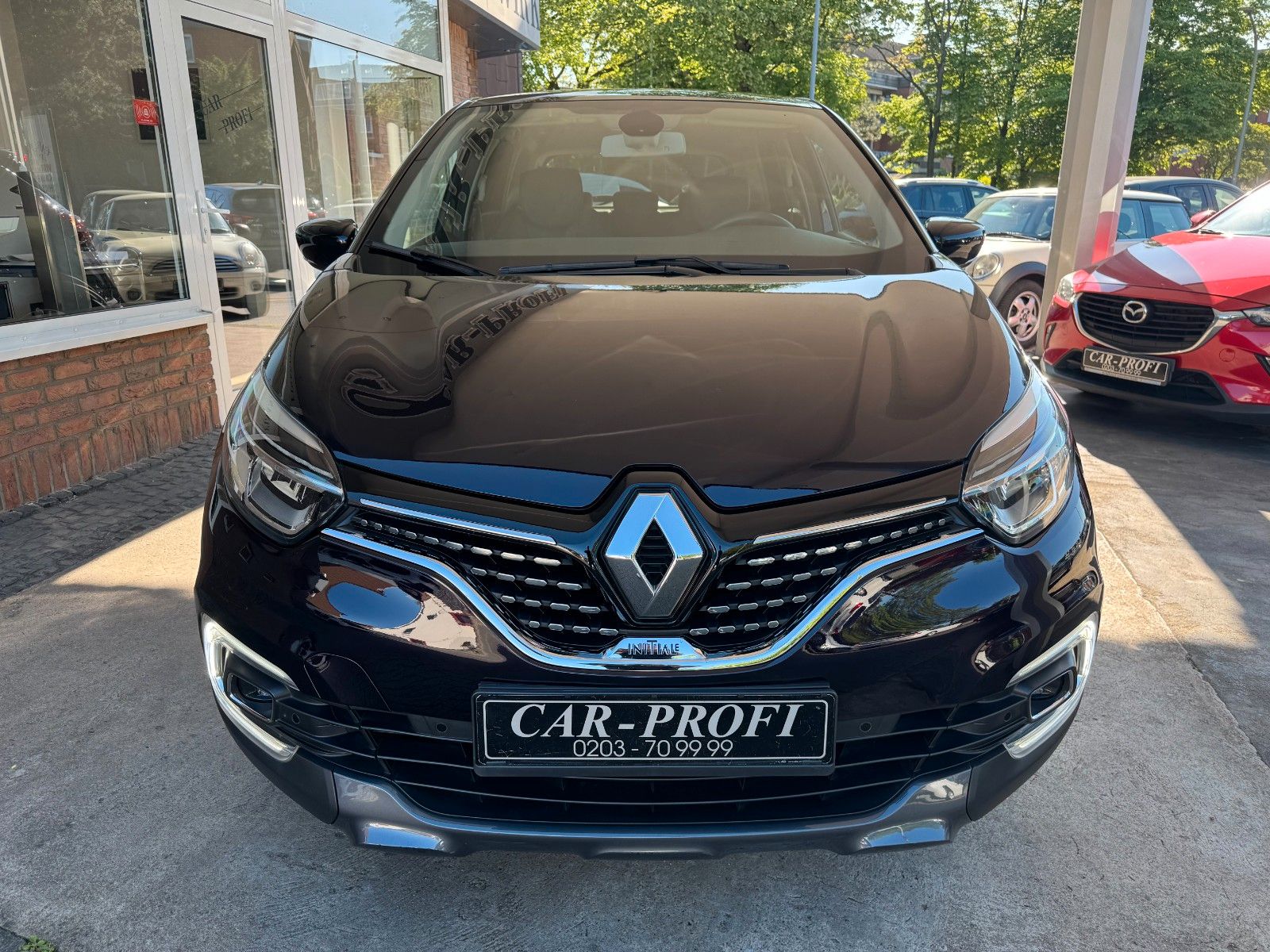 Fahrzeugabbildung Renault Captur Initiale Paris Navi/Leder/Kamera/21Tkm