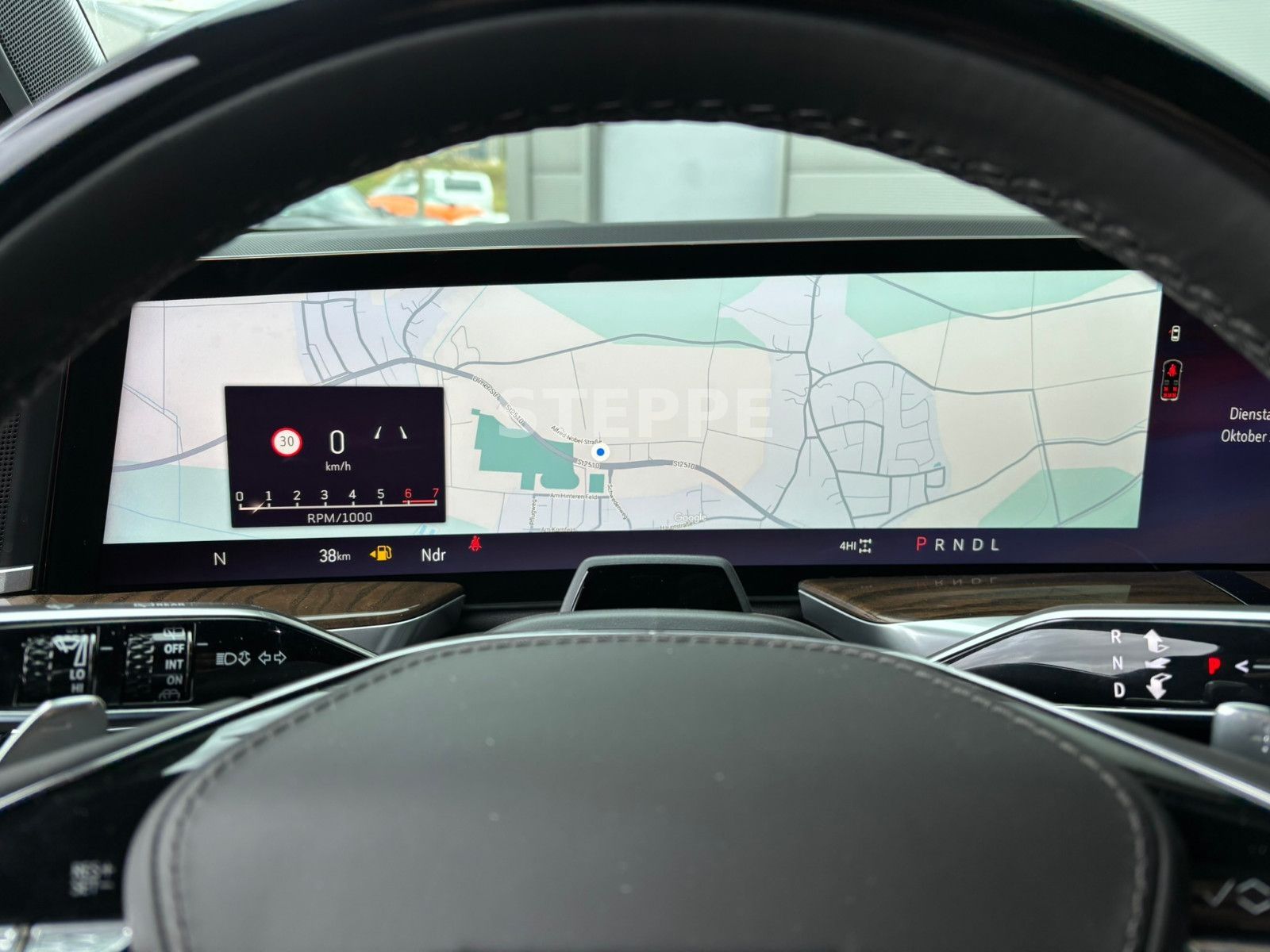 Cadillac Escalade FACELIFT MY26 6.2 V8 Sport Platinum 24"