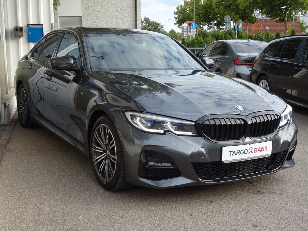 Image of BMW 320