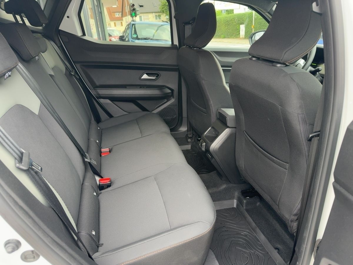 Fahrzeugabbildung Dacia Duster Extreme TCe 130 Winterp*Cityp.