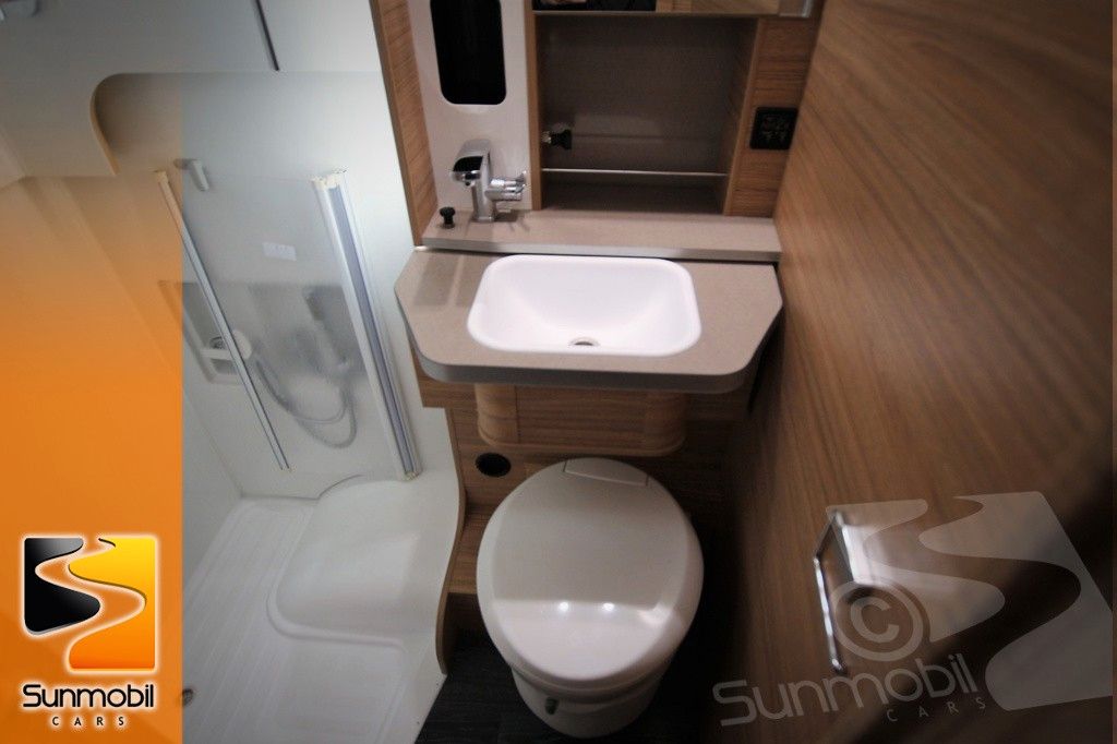 Fahrzeugabbildung Weinsberg X-Cursion 500 MQ Pepper 3500kg Premium Tür