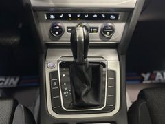 VW Passat - Ansicht 23